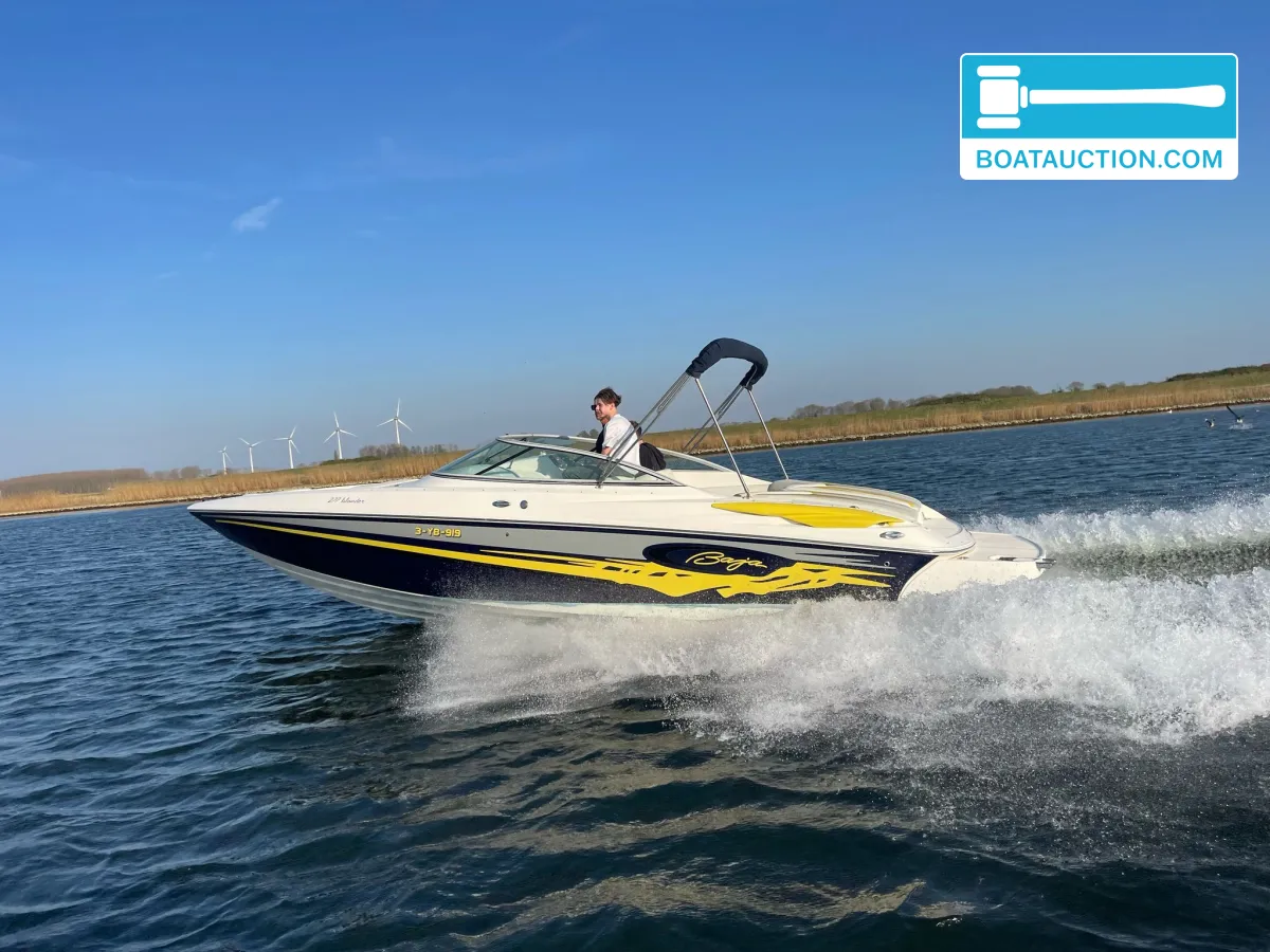 Baja 277 Islander foto 1