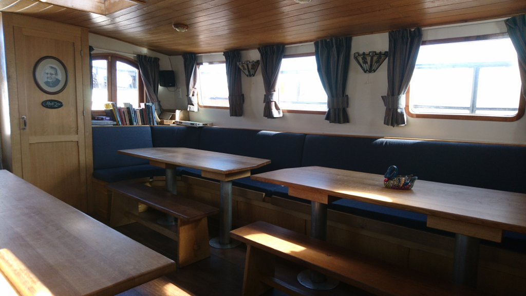 Klipperaak  Charter, woonschip foto 4