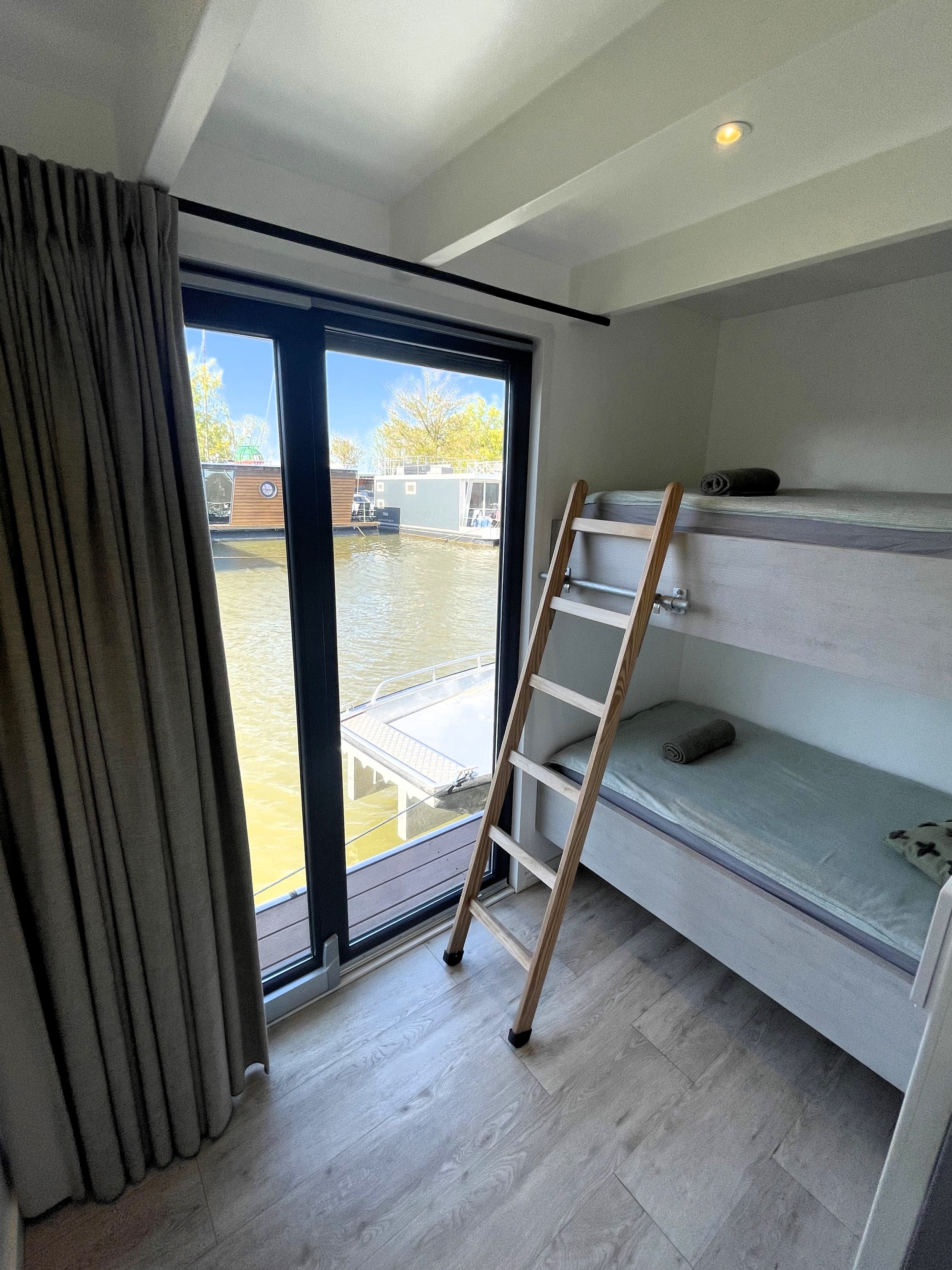 Surla 15 Houseboat foto: 19