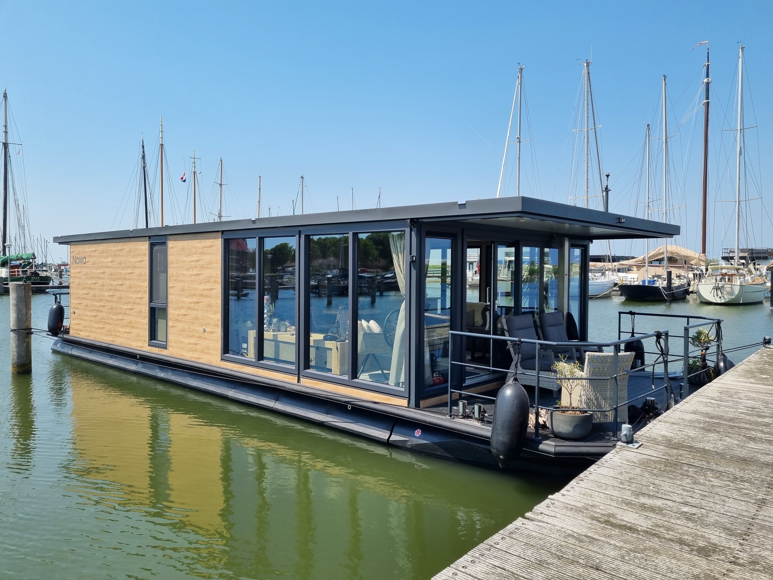 Shogun Mobile Houseboat