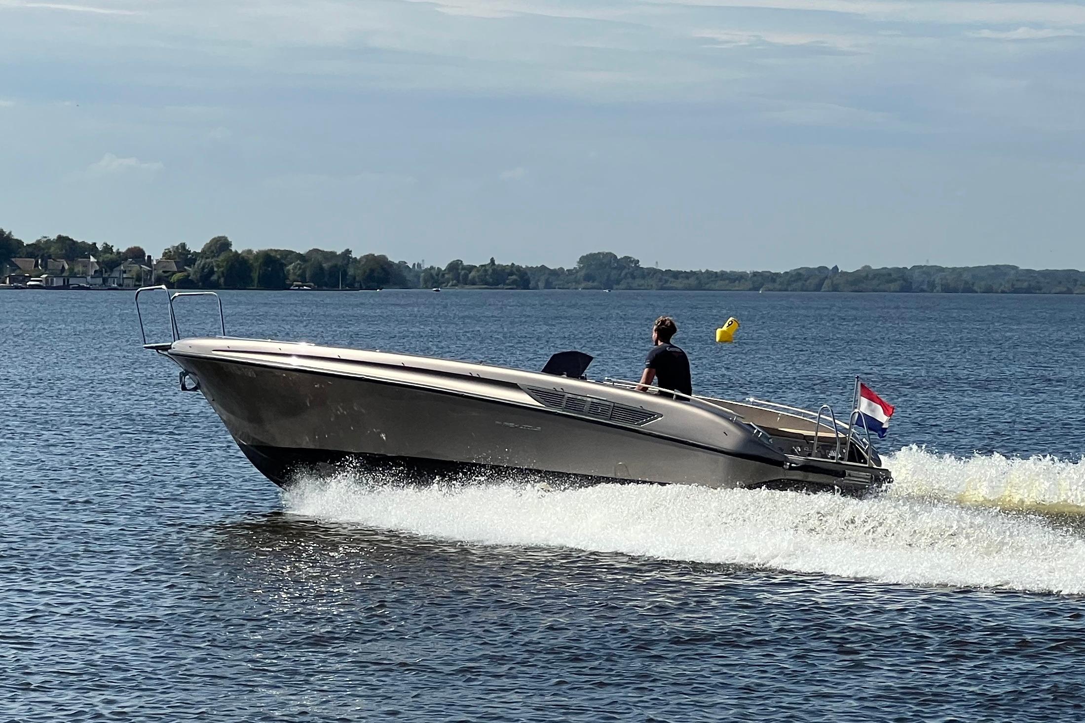 Riva Shuttle foto 2
