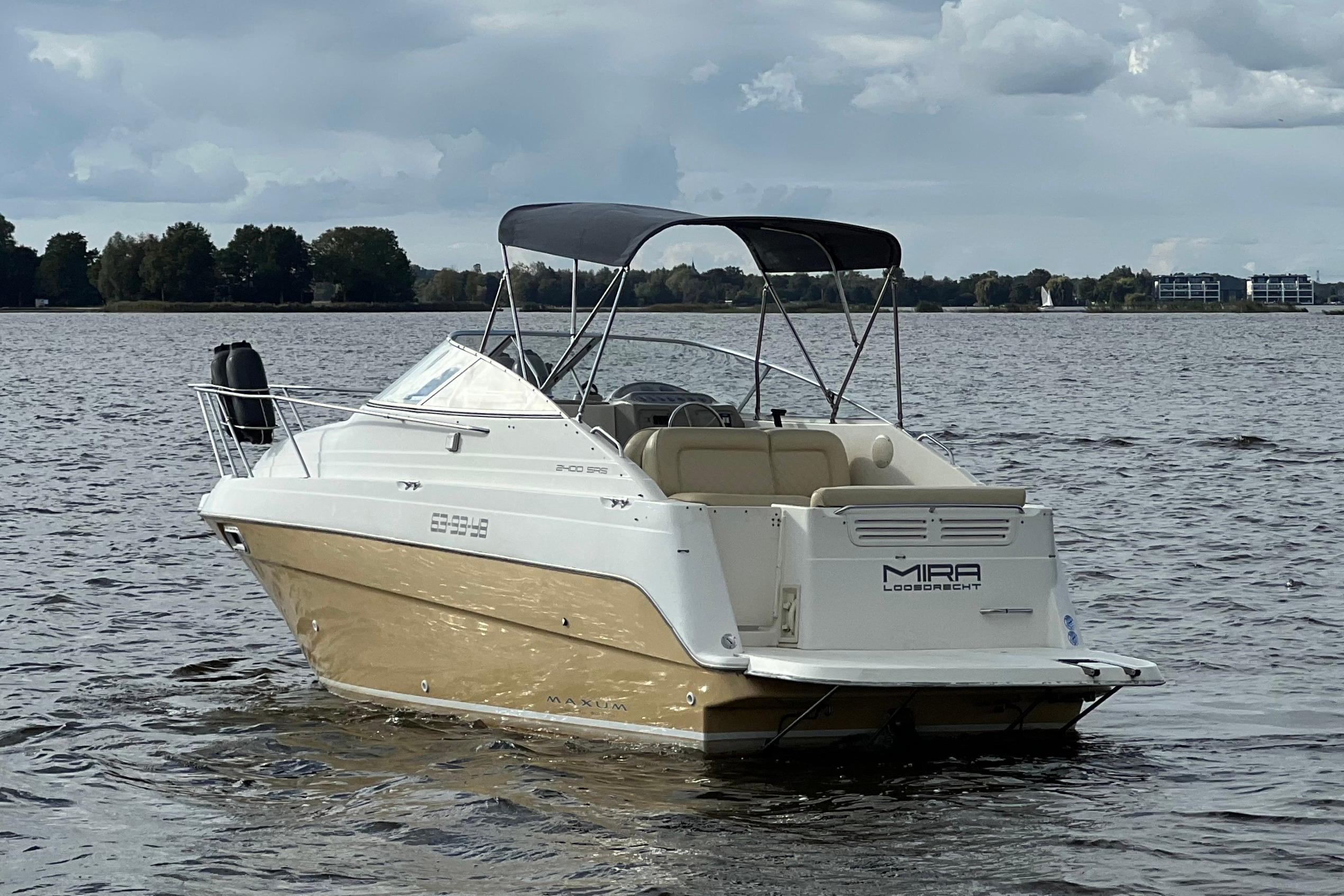 Maxum 2400 SCR foto 3