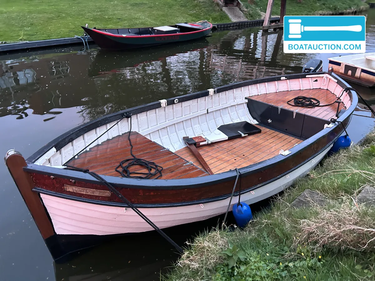 Antaris 770 Sloep