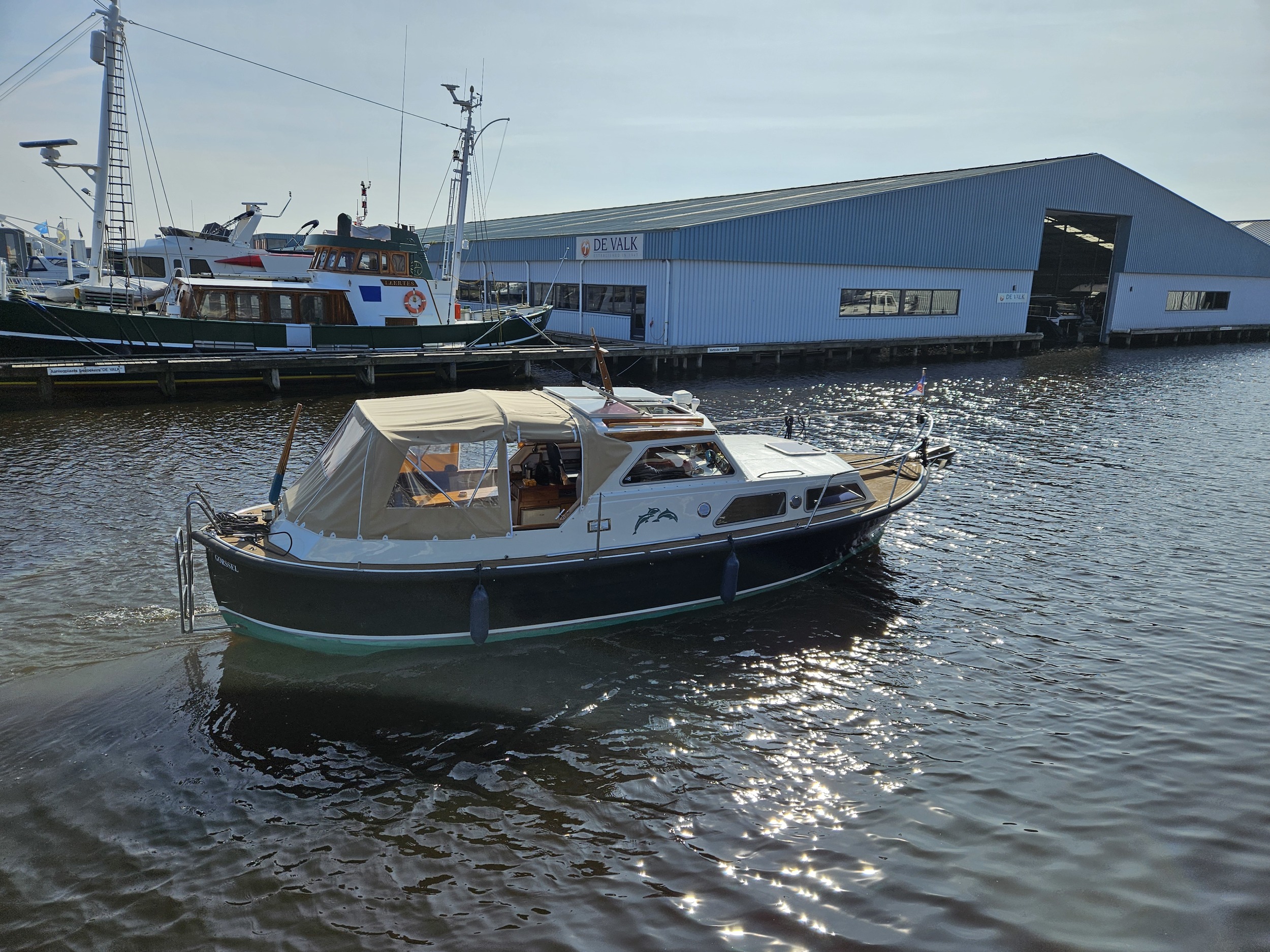 Saga 27 hoofdfoto: 1