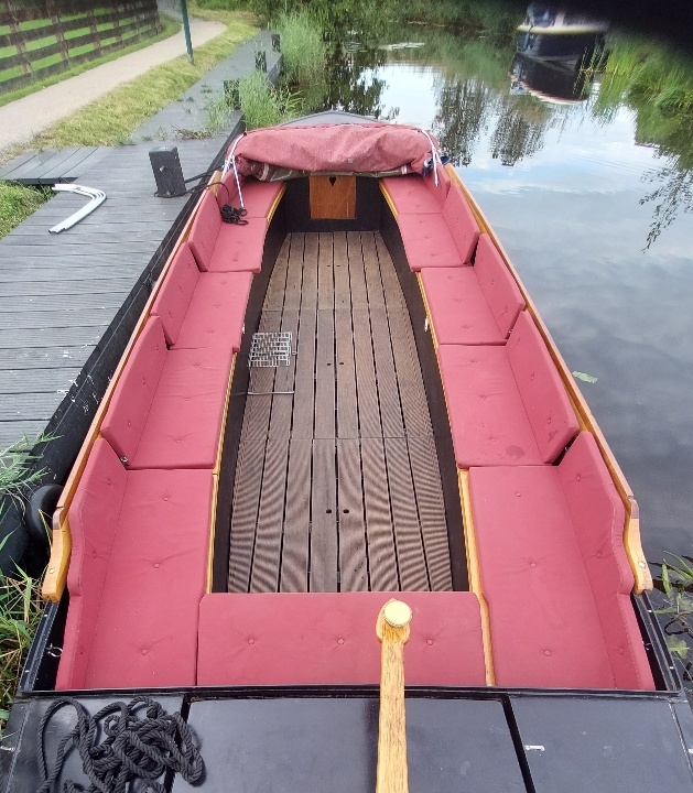 Friese Praam Electrisch 7.30