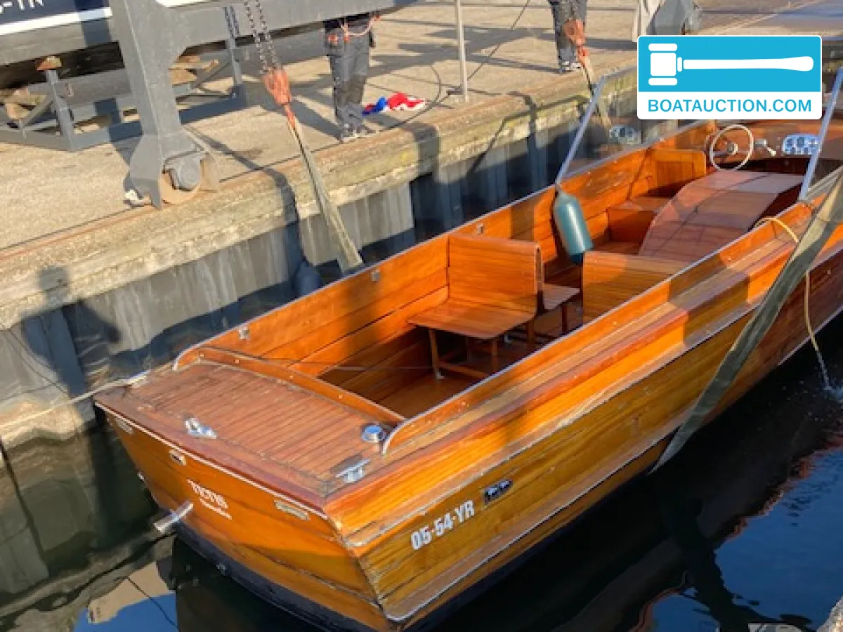 Taxi boat 850 foto 5