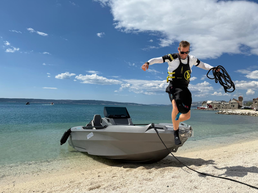 Boston Whaler 130 Sport 50 Anniversary