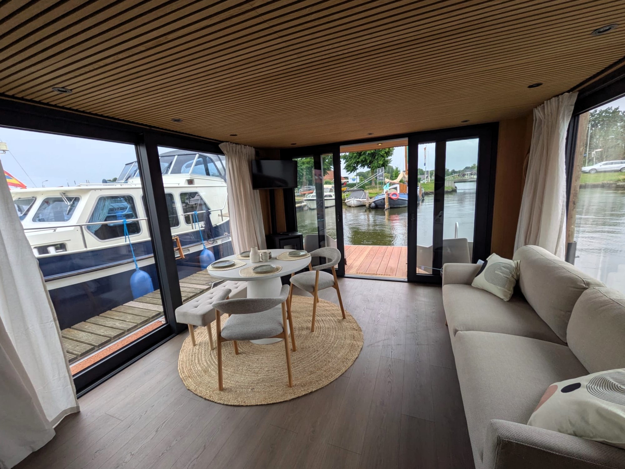 Surla 12 Houseboat Met (koop)ligplaats foto: 15