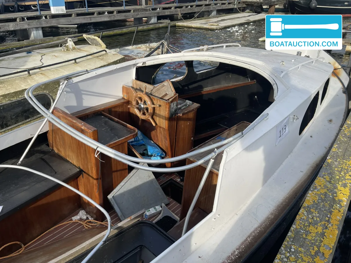 Motorboot 650 foto 3