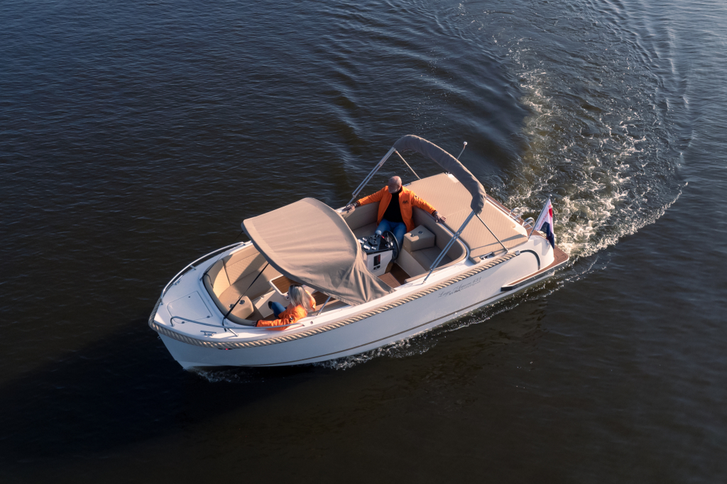 Lago Amore 633 Tender foto 3