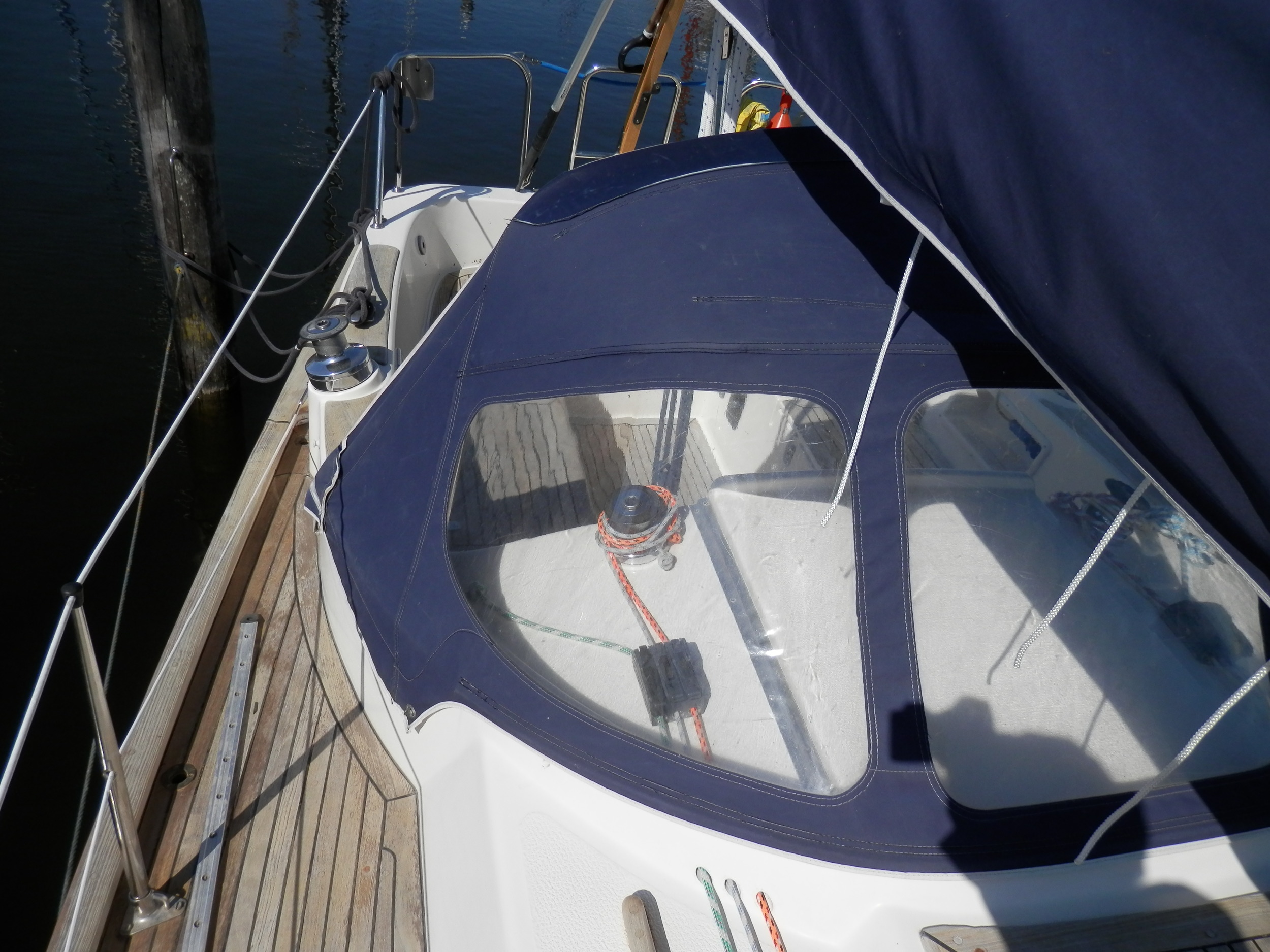 Hallberg Rassy 29 foto: 12