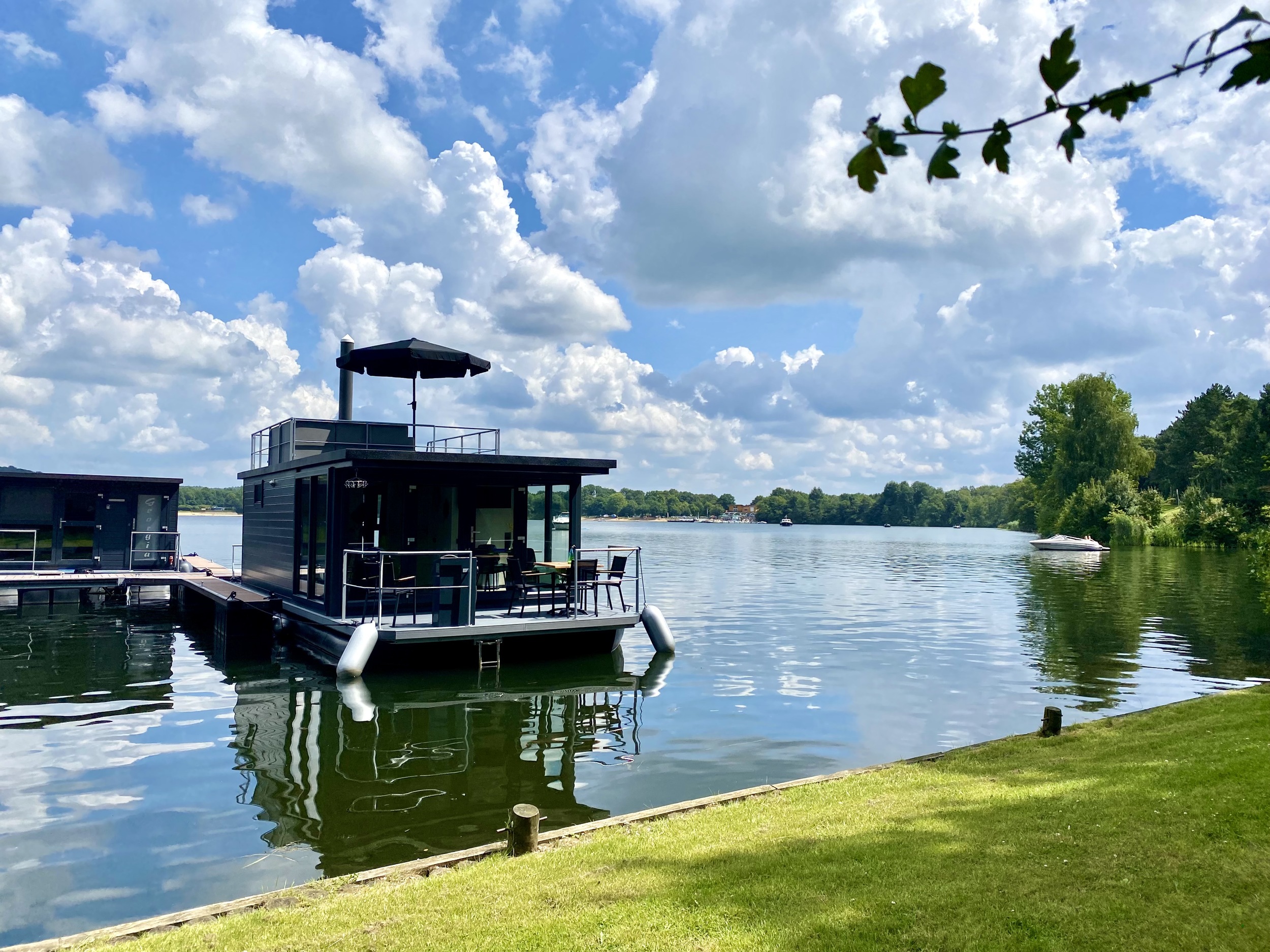 Havenlodge Melite Houseboat (met Huurligplaats)