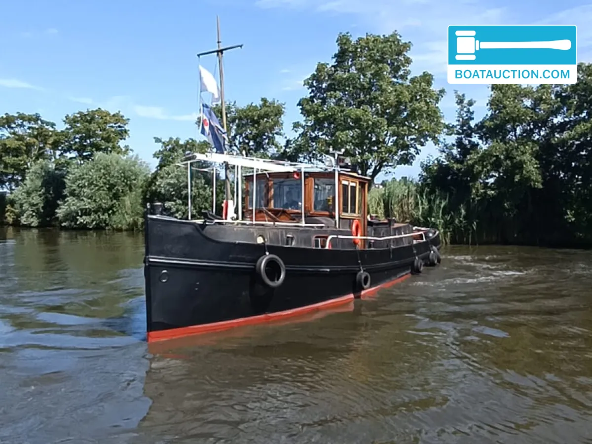 Sleepboot 1600 foto 1