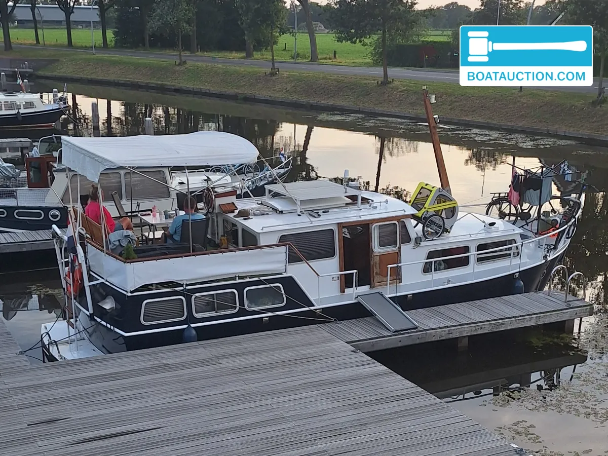 JB Kruiser Motorboot foto 1