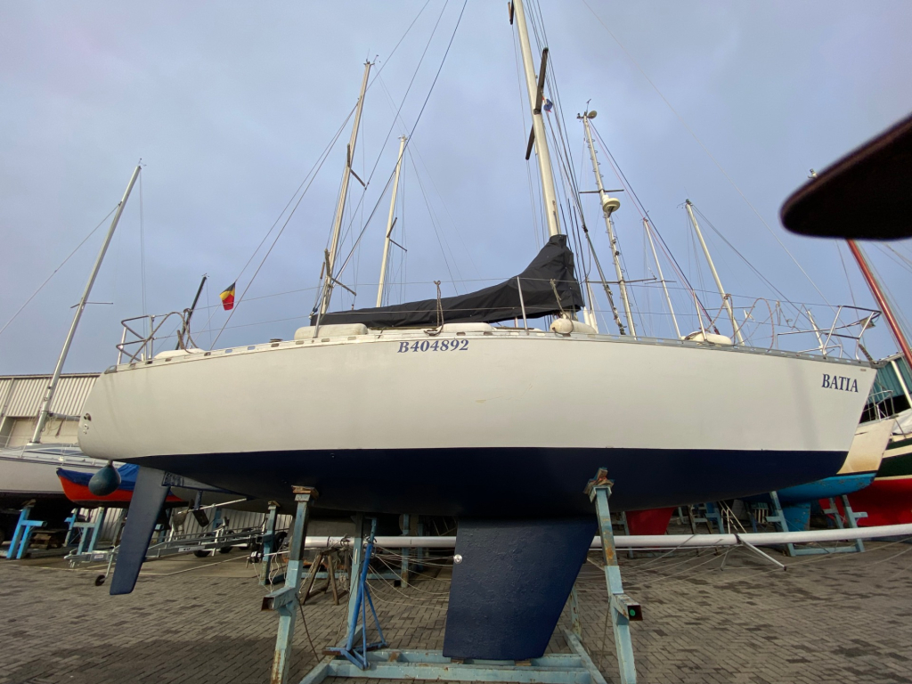 BENETEAU FIRST 32 foto: 2