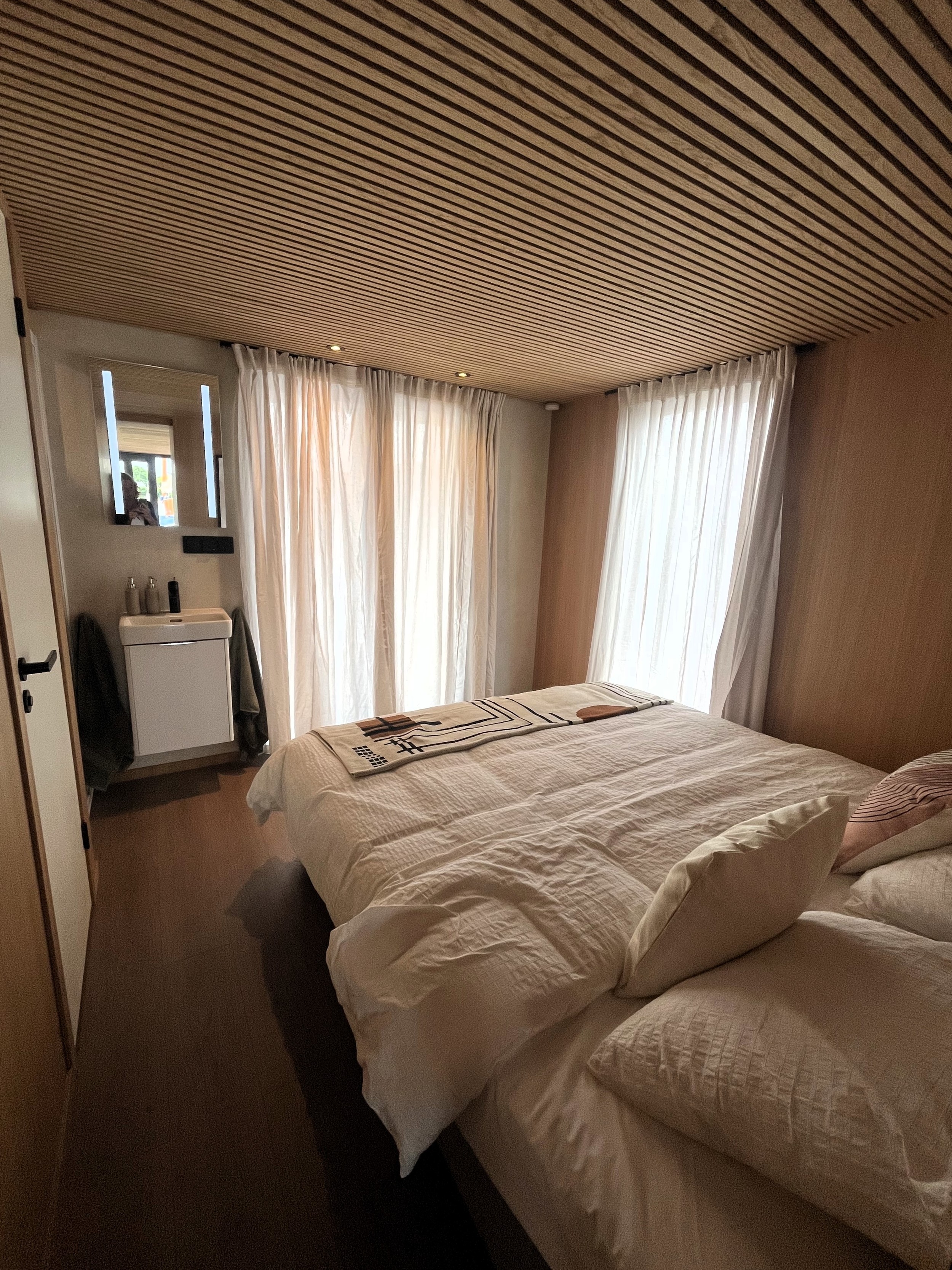 Surla 12 Houseboat Met (koop)ligplaats foto: 11