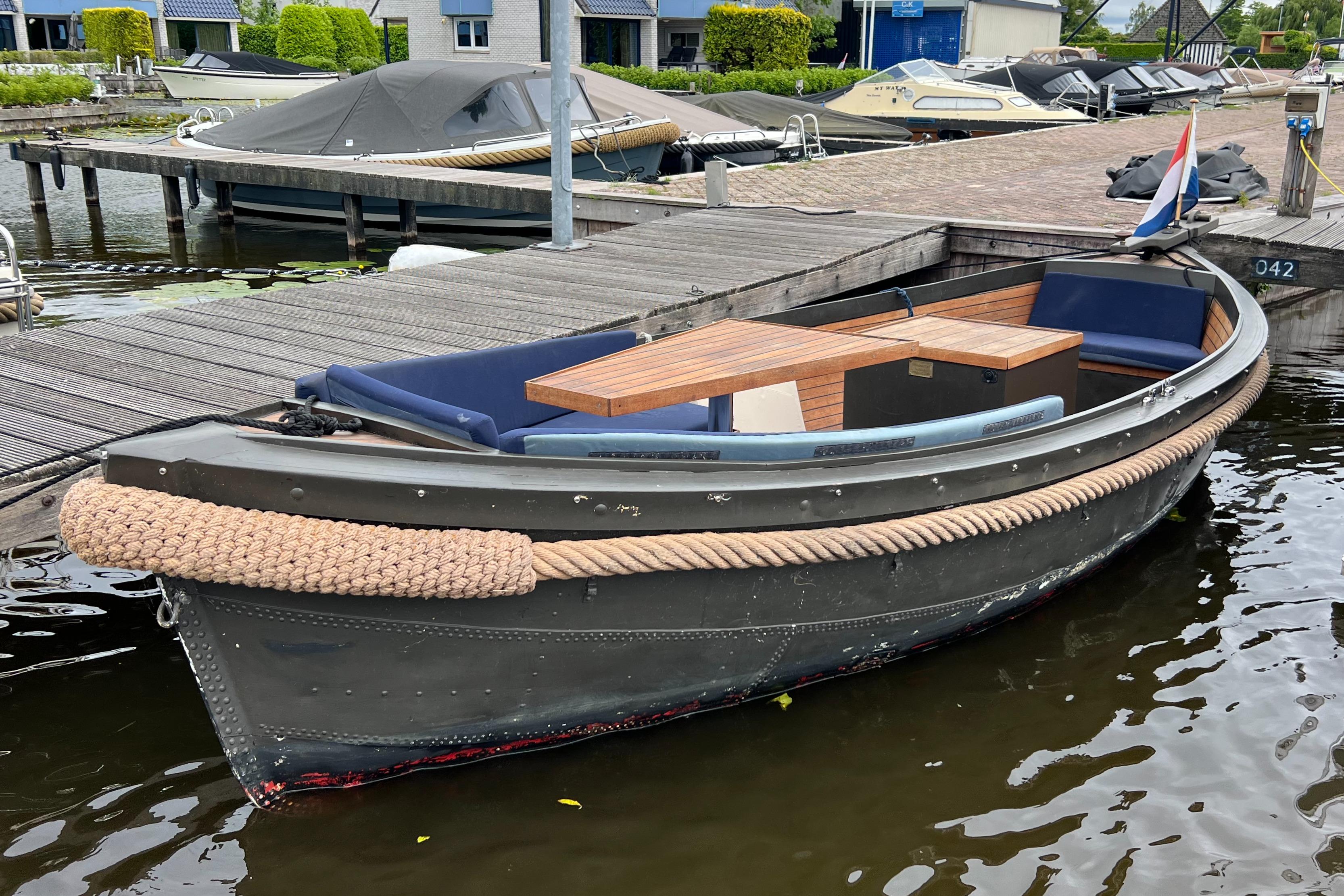 Kardis 880 Apache RIB