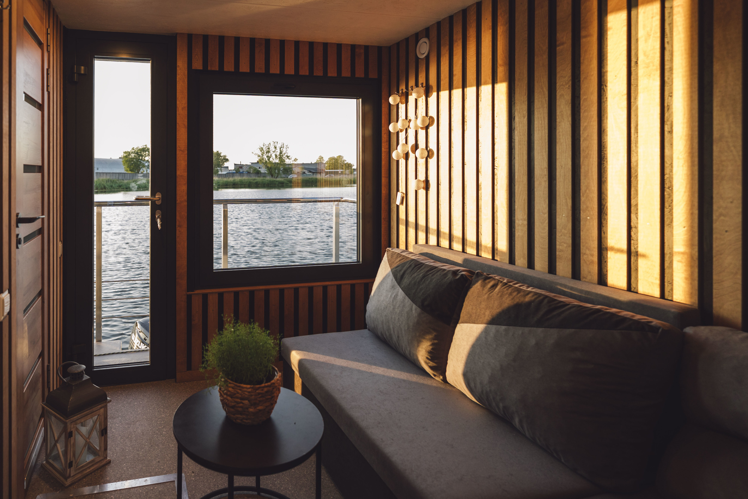 SHB Houseboat GTR 6.3 foto 5