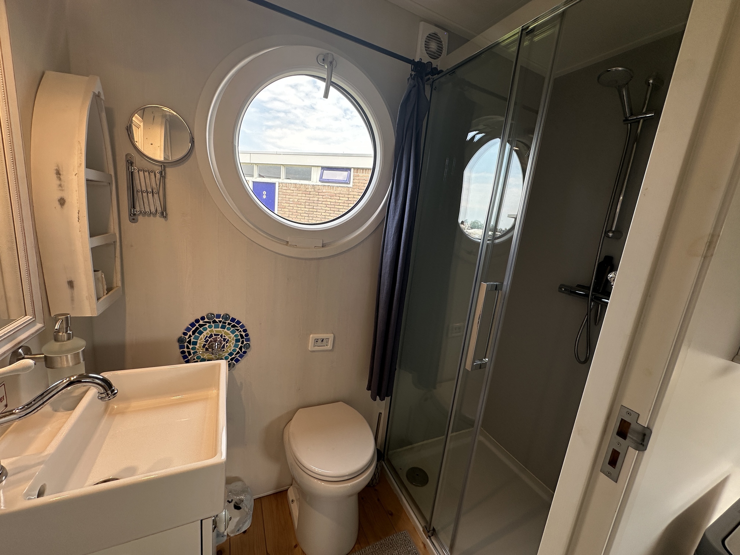 Lotus Houseboats 12 XT - Boven Besturing foto: 20