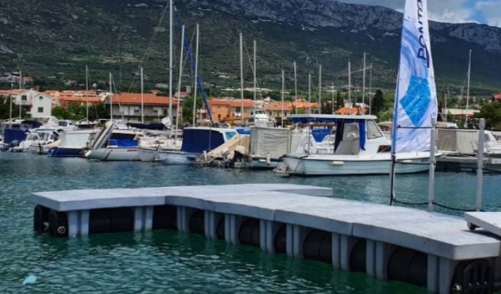 Roto Nautica PE Steigers en werkvlotten