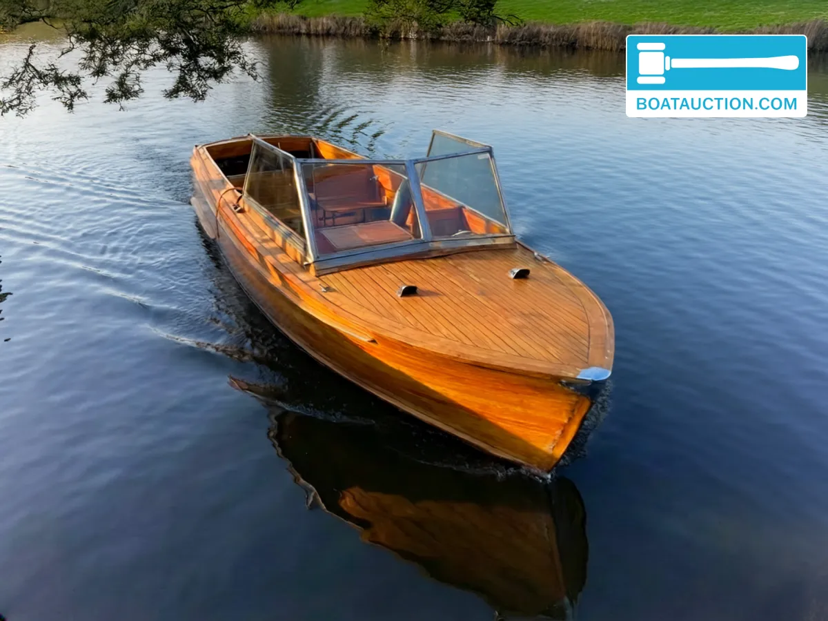 Taxi boat 850 foto 1