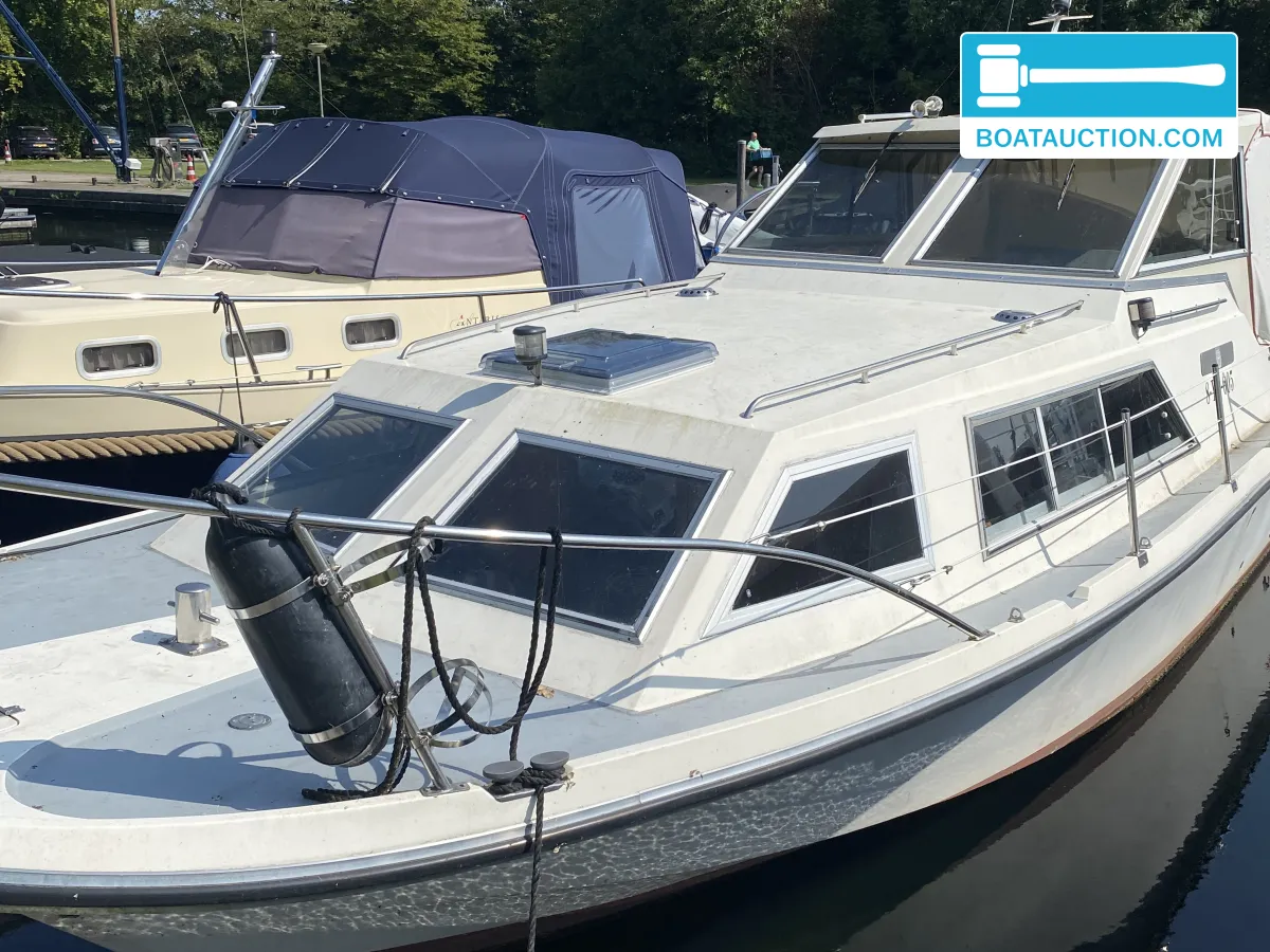 Beneteau First 32