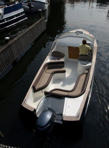 Oud Huijzer 700 Cabine foto 5