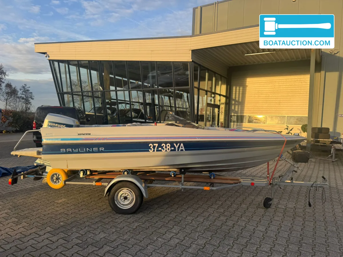 Bayliner Capri 1500