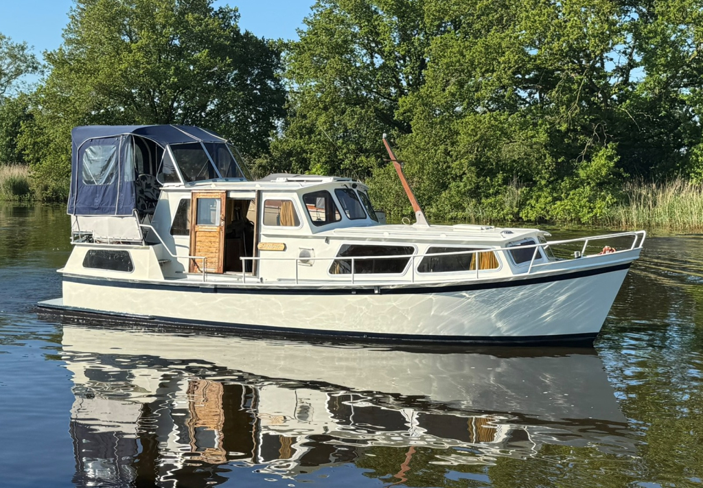 Nordic Season NS 40 Eco 36m2 Houseboat