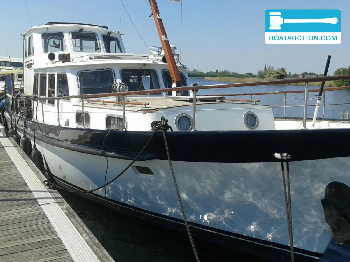 Tullio Abbate Sea star 23