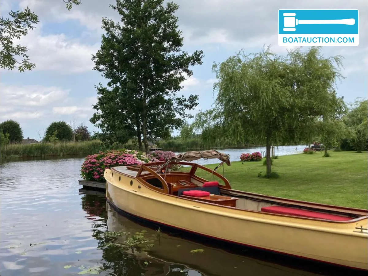 Salonboot 