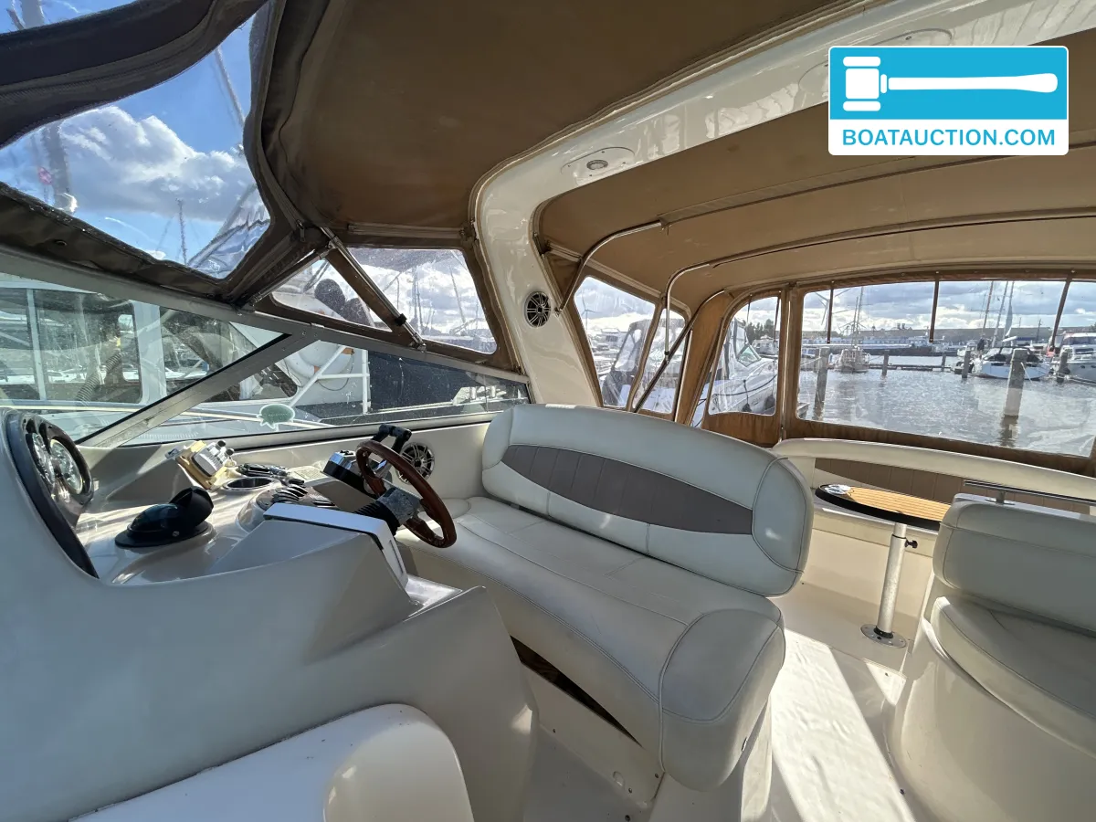 Rinker Fiesta Vee 342 foto 5