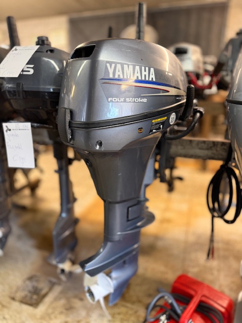 Yamaha  8pk foto 2