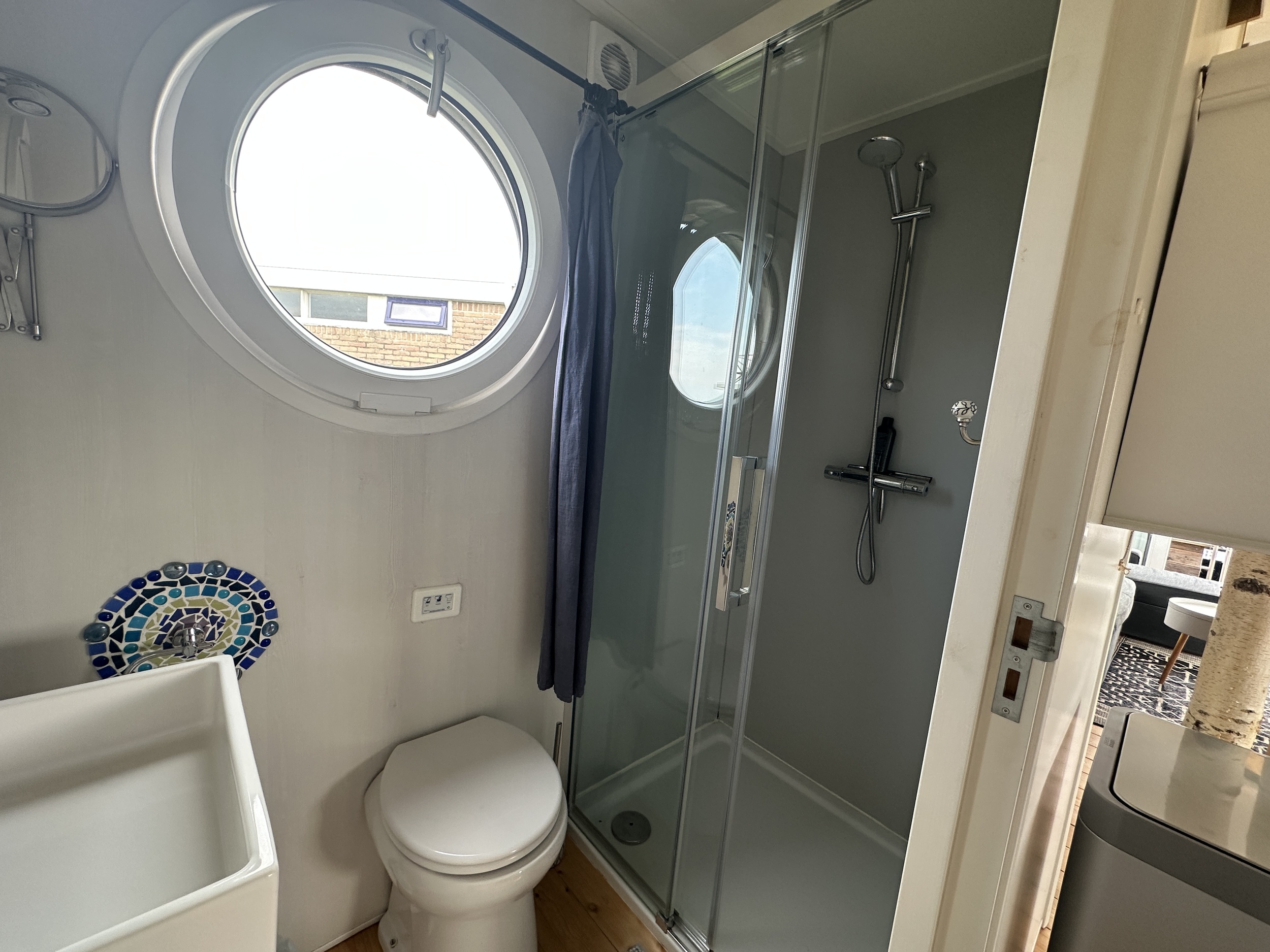 Lotus Houseboats 12 XT - Boven Besturing foto: 21