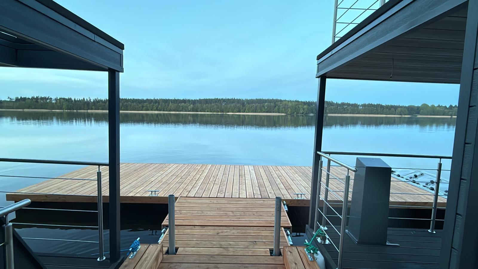 Shogun Mobile Houseboat foto: 40