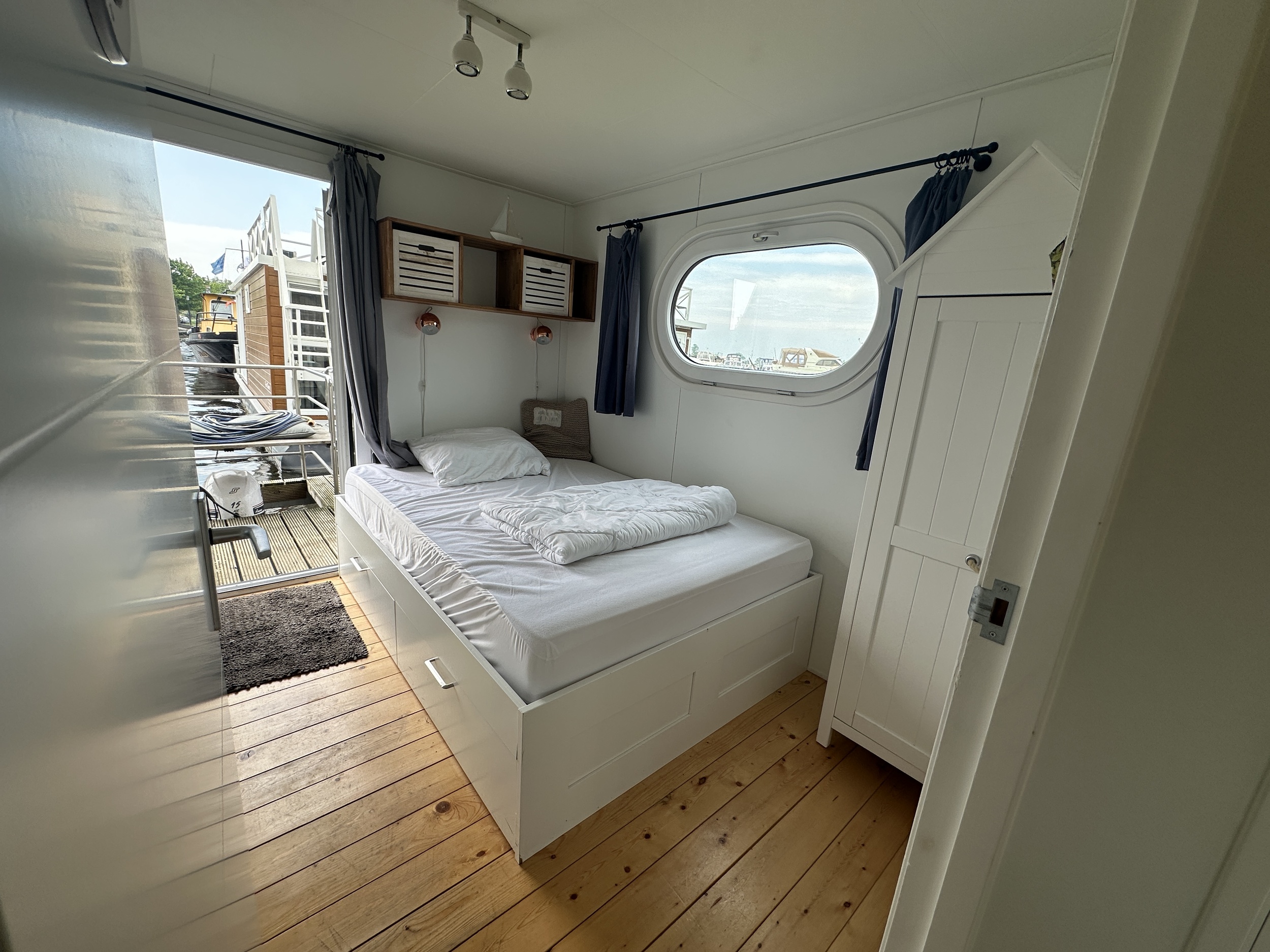 Lotus Houseboats 12 XT - Boven Besturing foto: 26