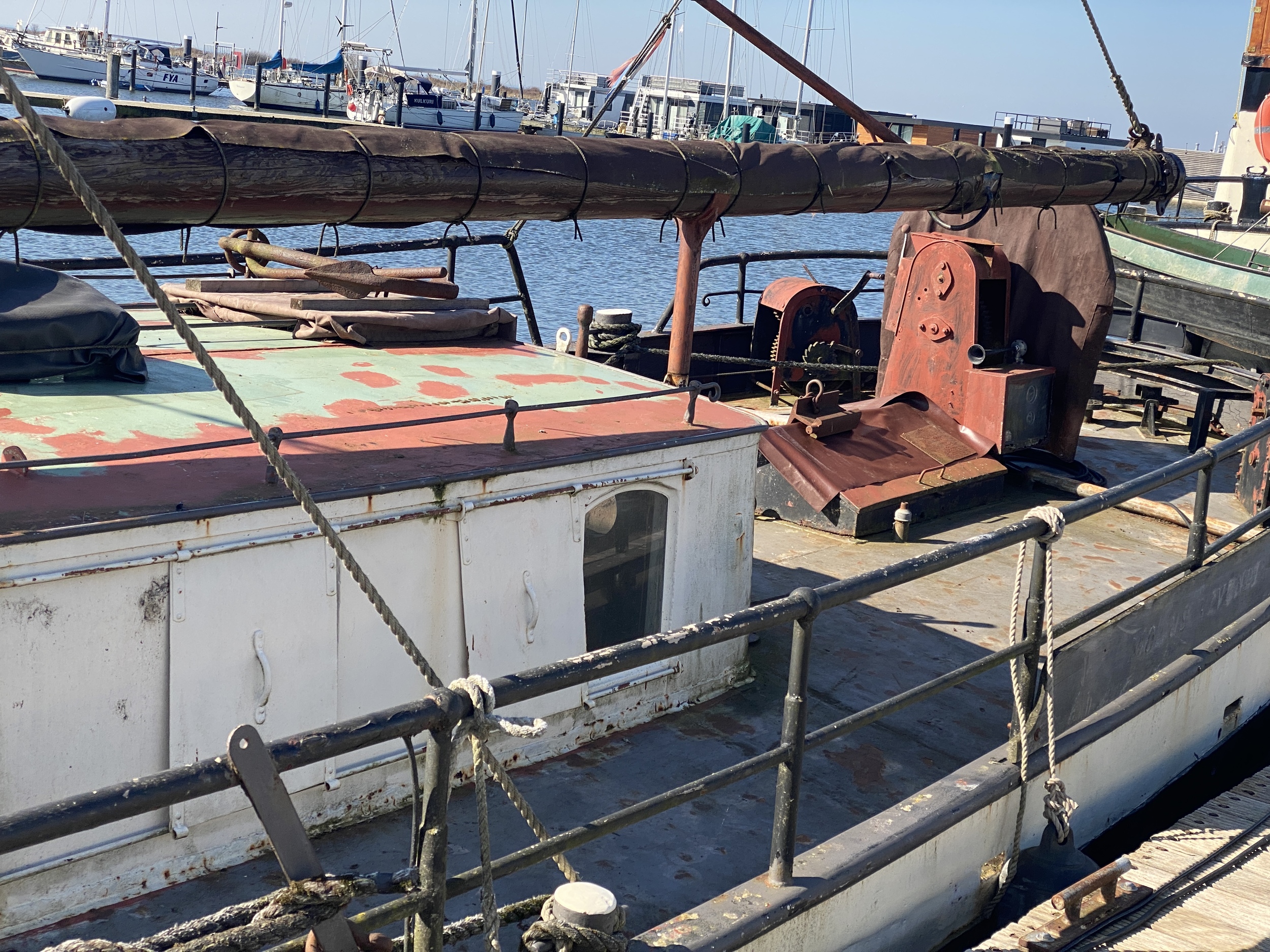 Klipper 19.27 Met Overdraagbare Ligplaats foto 4