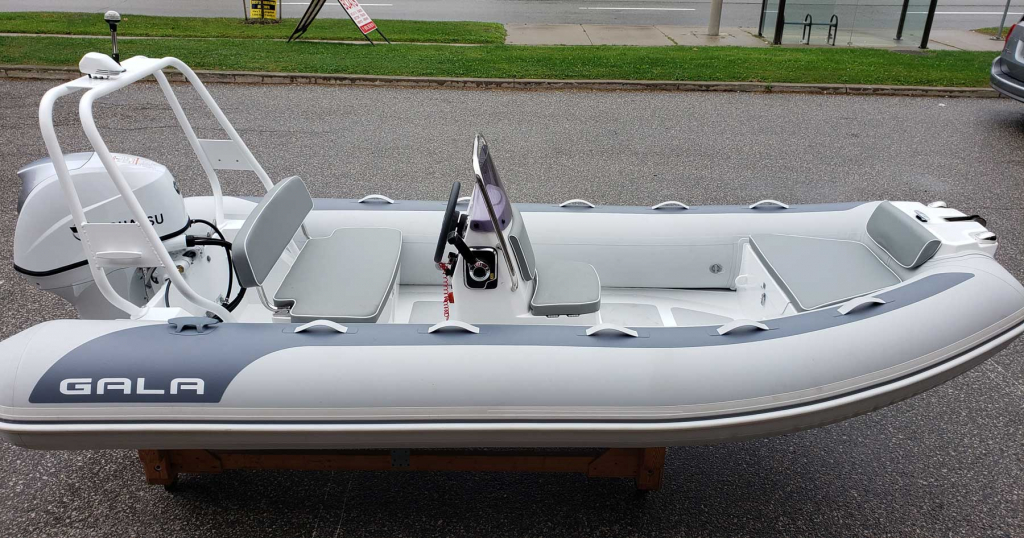 Gala A360l motor naar keuze 8/40pk Honda.  foto 4