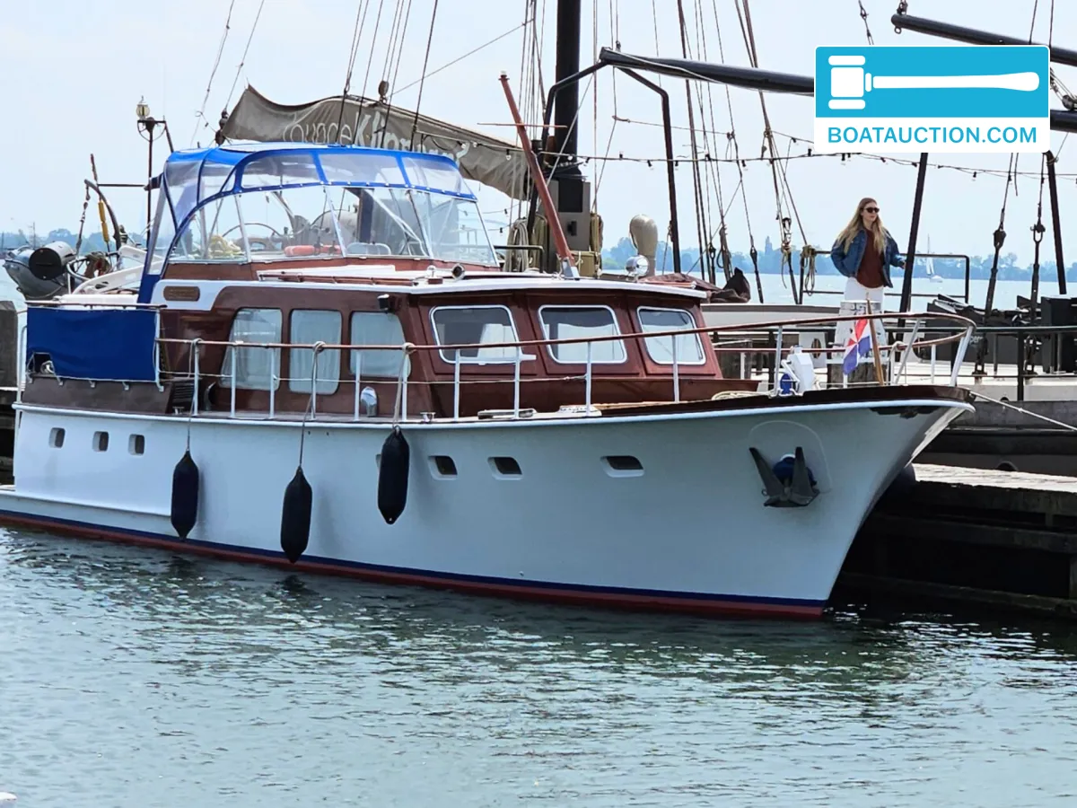 Sleepboot 1600