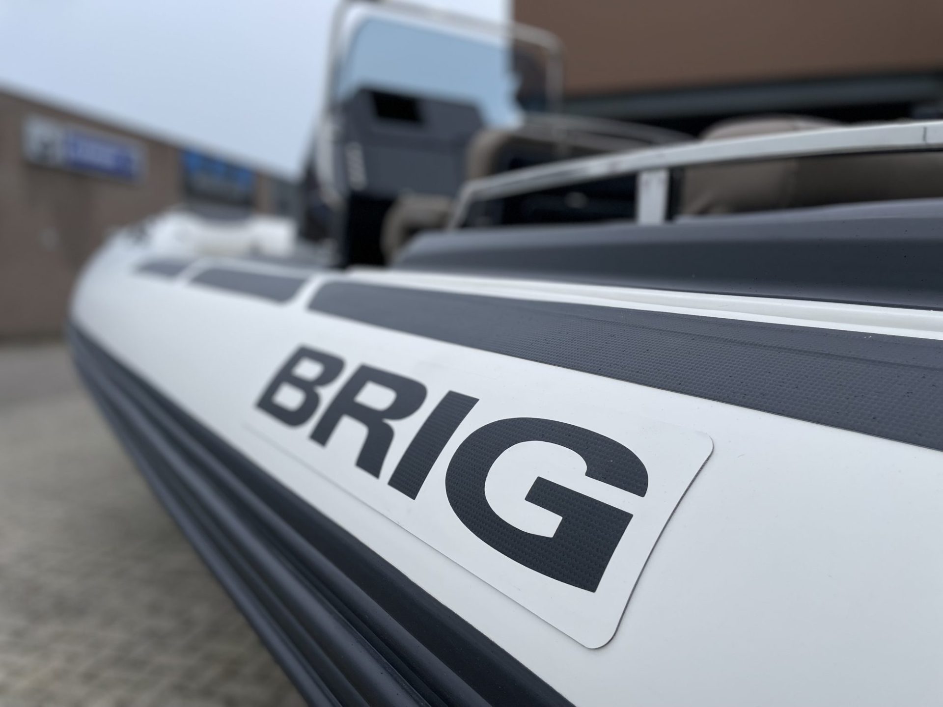 Brig Eagle 6.7
