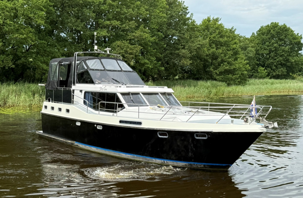 Vri-jon Contessa 38