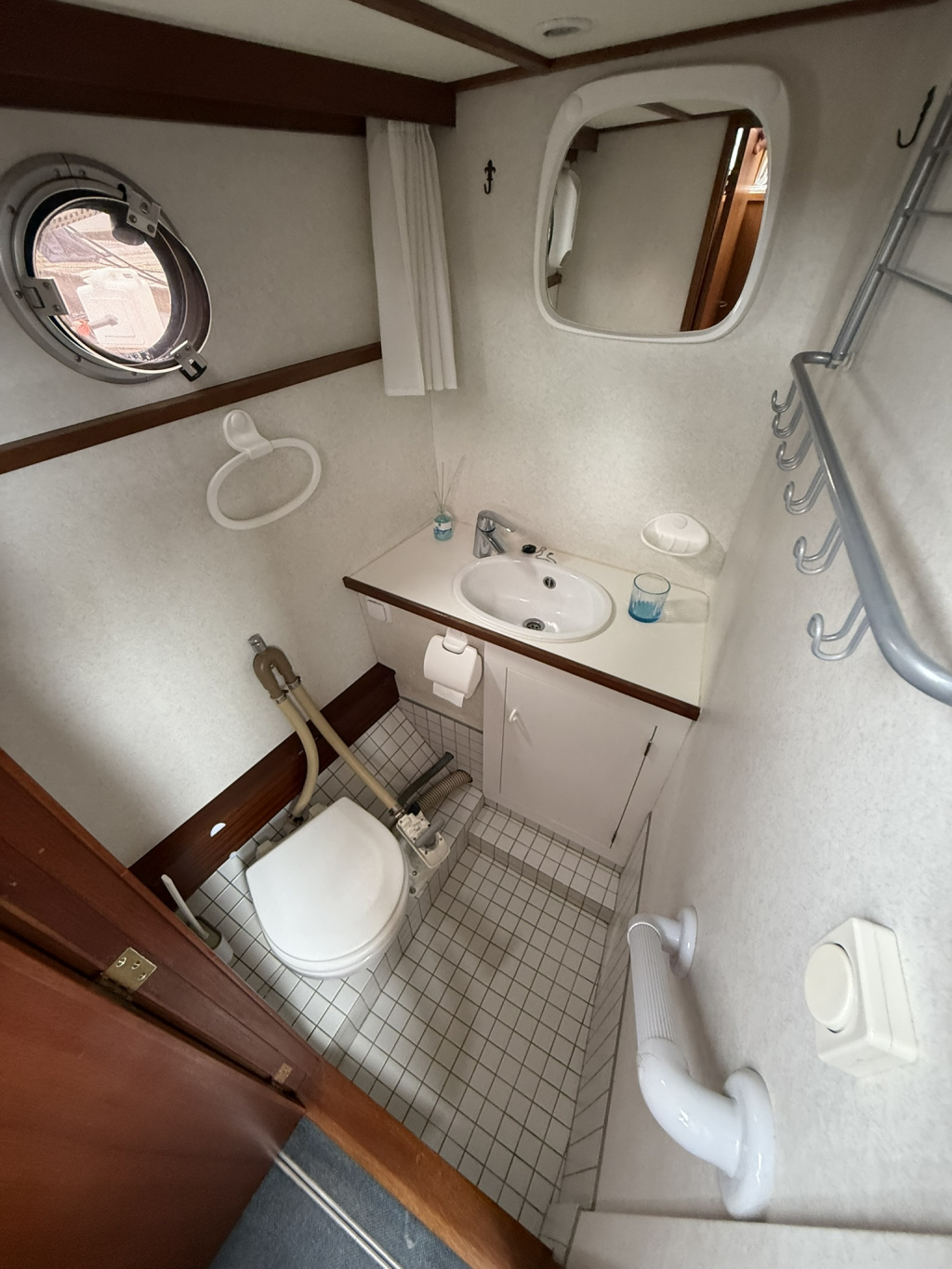 Linssen Sturdy 35   Classic foto: 26