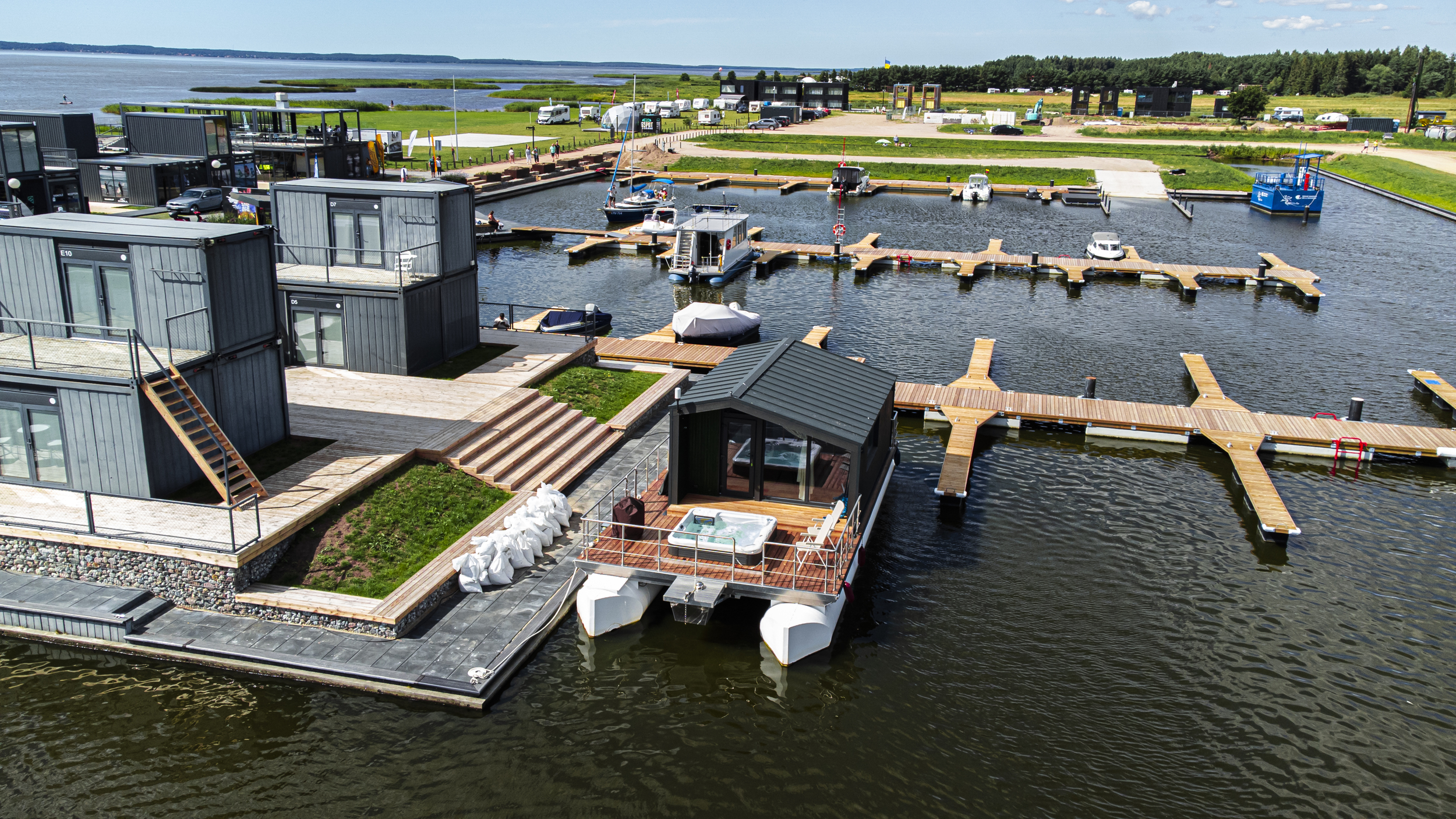 Twin M-Cabin Houseboat foto: 12