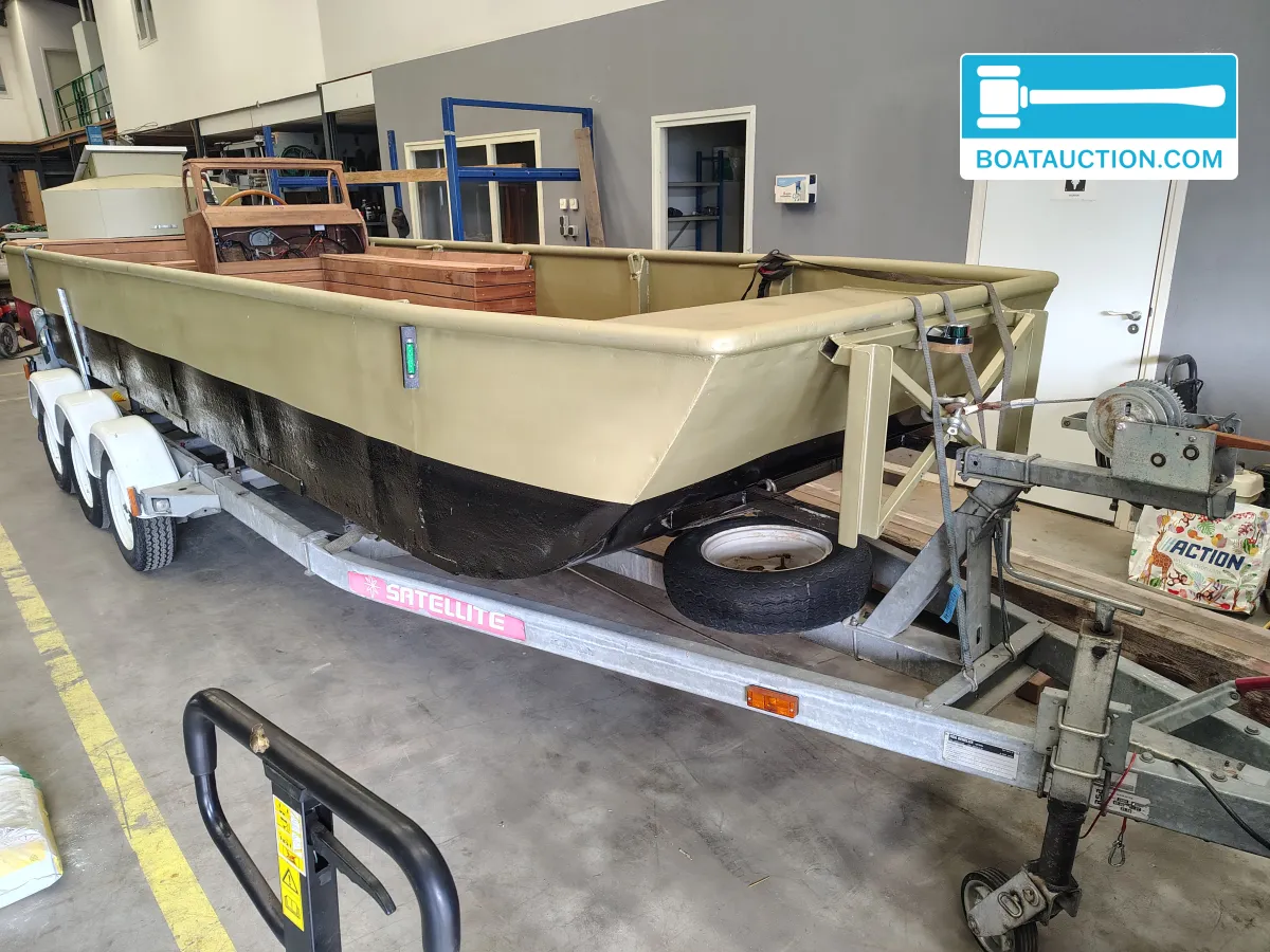 Platbodem 800 foto 1