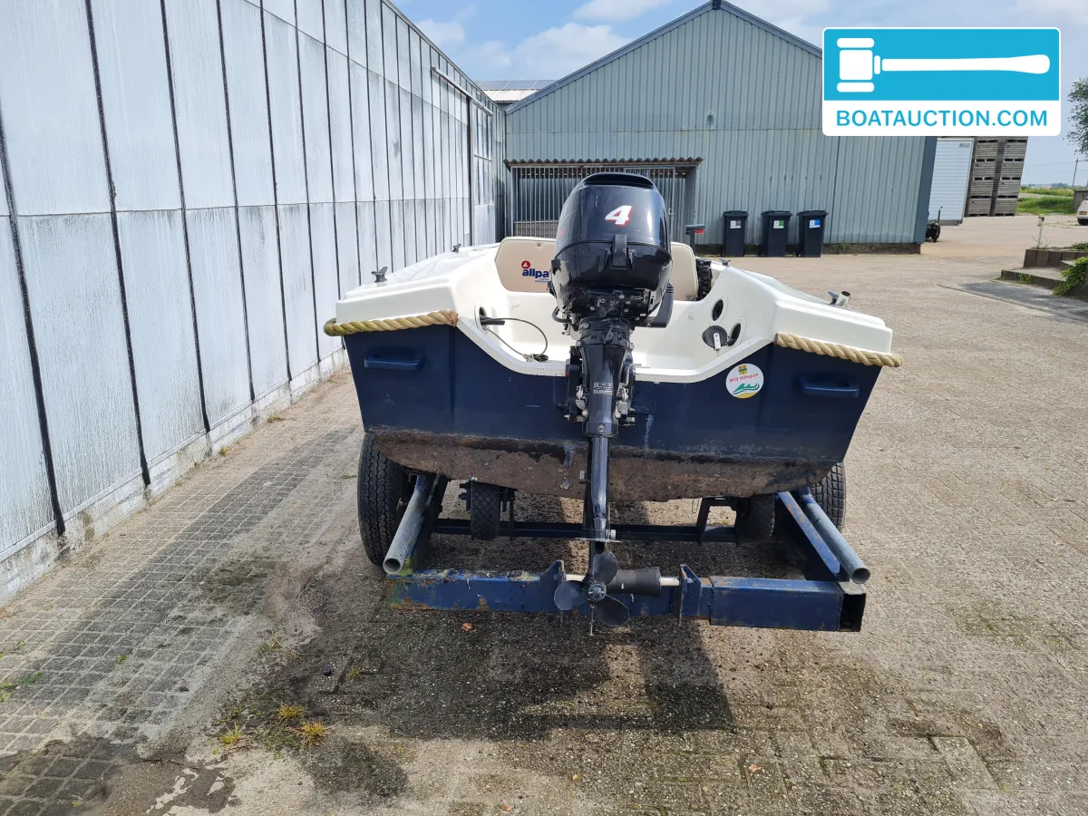 Speedboat 330 foto: 16