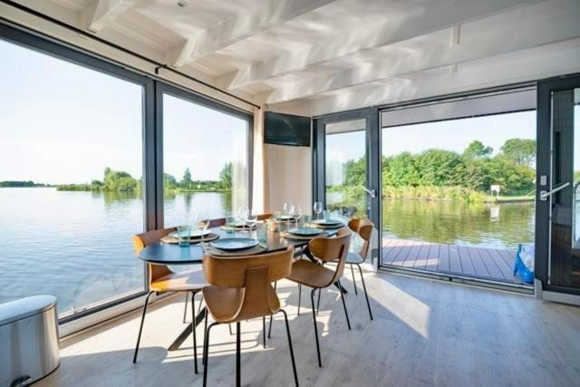 Surla 15 Houseboat foto: 5