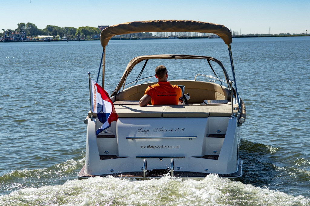 Lago Amore 606 Tender foto 4