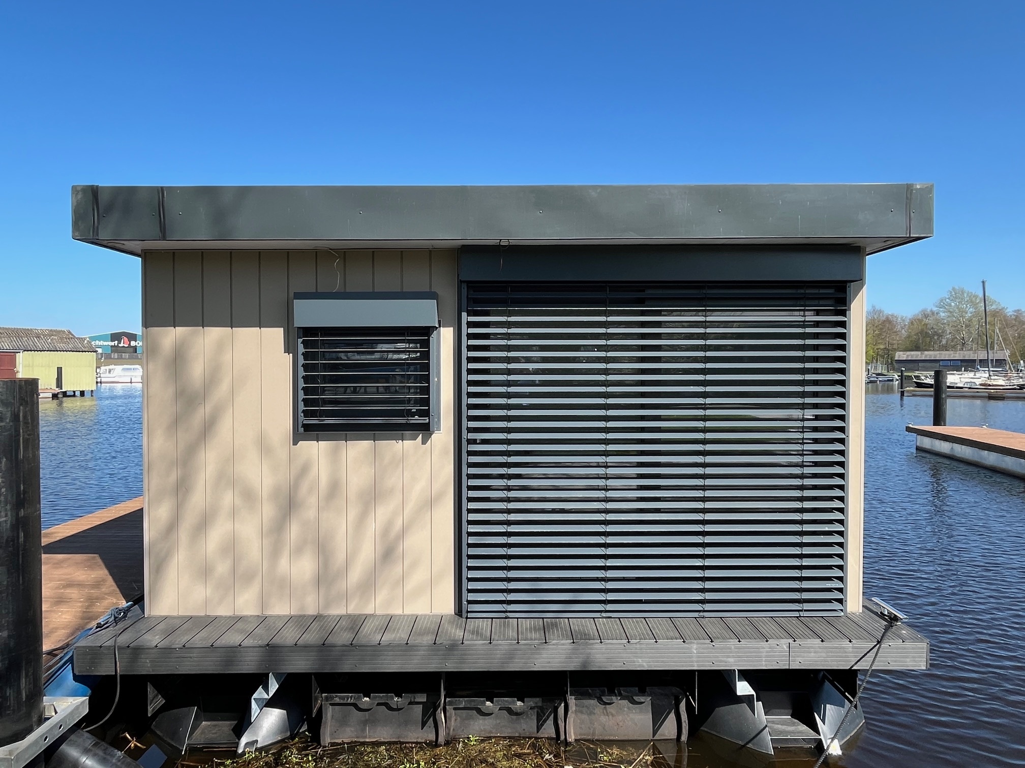 Dock 25 Houseboat 16 X 5 (met Ligplaats) foto 3