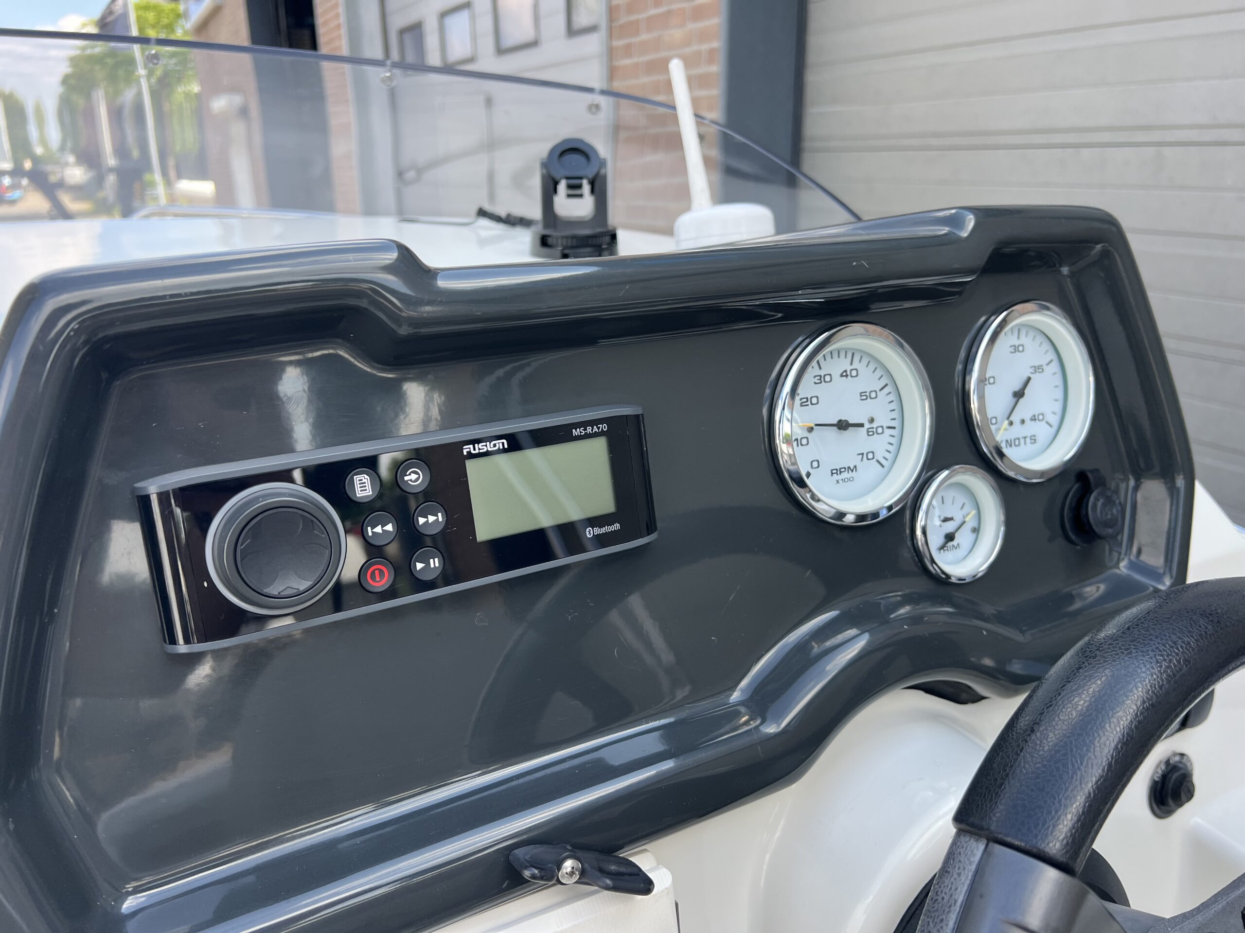 Quicksilver 455 Cabin foto: 7