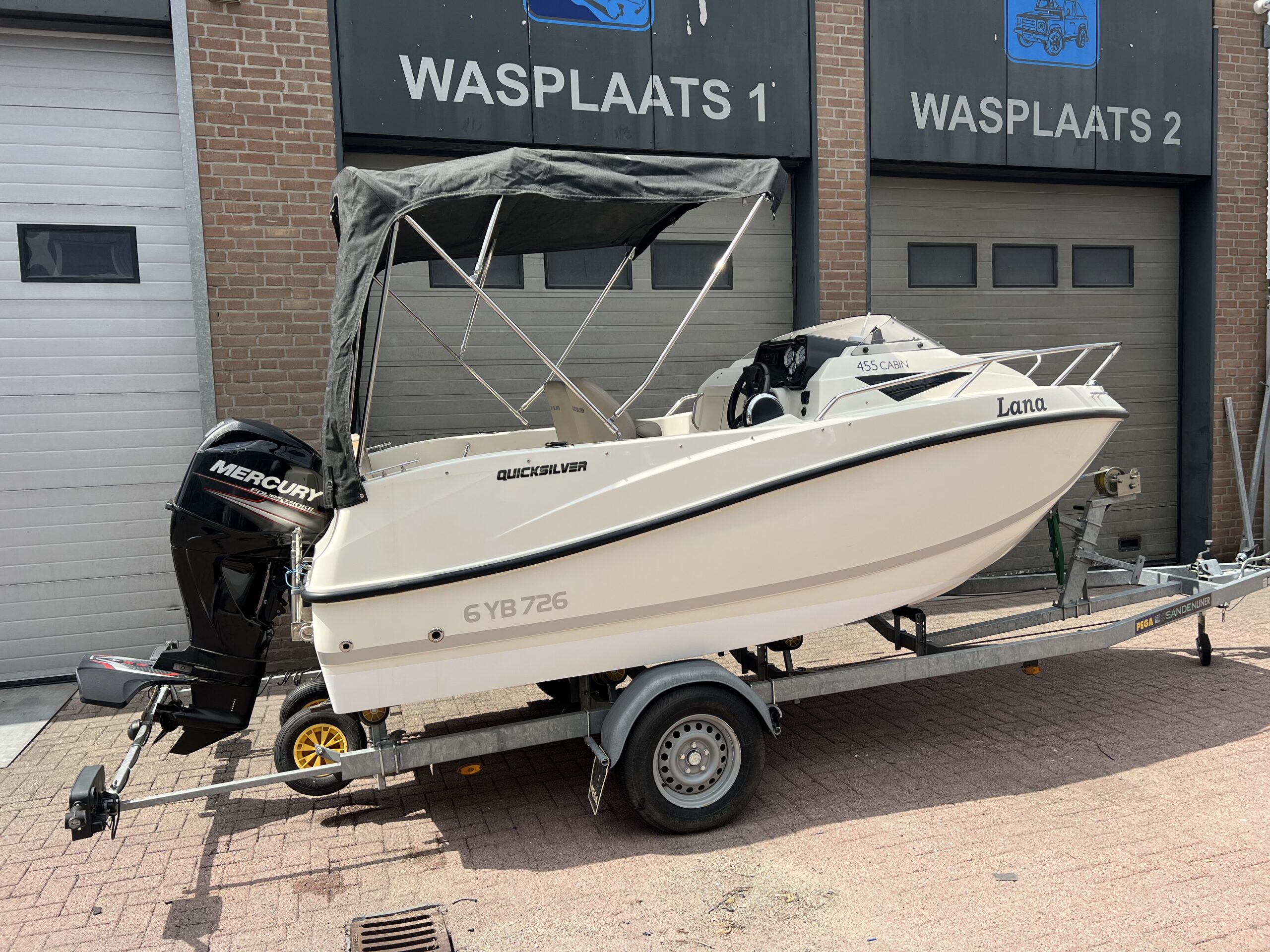 Quicksilver 455 Cabin hoofdfoto: 1